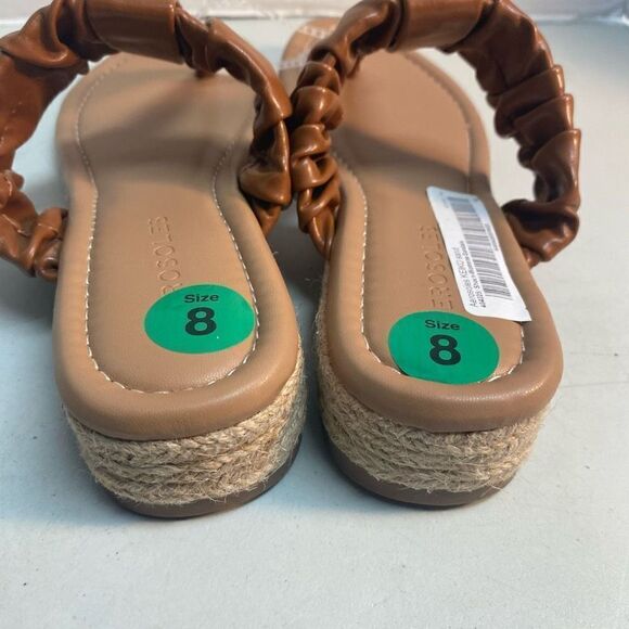 AEROSOLES Women’s Brown Sandals Size 8 Slip on
Silver Buckle New Without Box - Picture 8 of 8